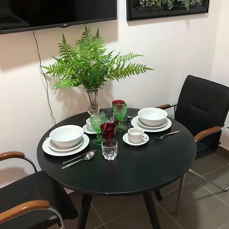 A.k.n. Central Apts * Larnaca